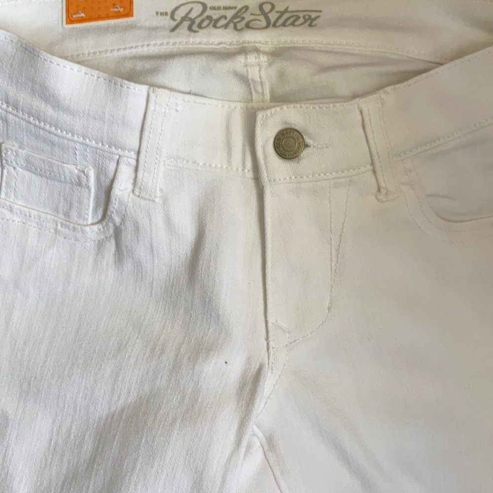 Brand new rockstar Old Navy super skinny leg jeans